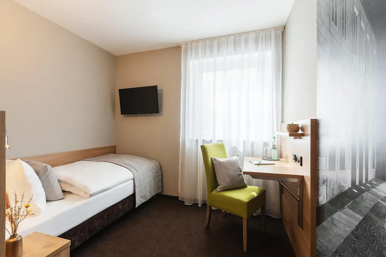 Novum Hotel Bruy Stuttgart 3*,